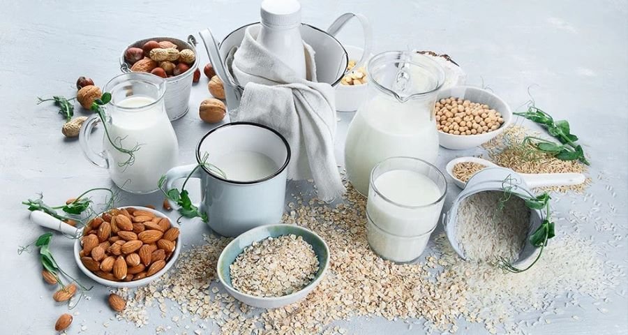 Creamer Options for Mediterranean Diet Coffee