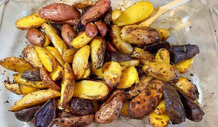Roasted Mediterranean Potatoes With Lemon And Oregano